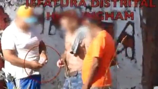 Video documento: así vendía cocaína el "Gordo calzoncillo" en Hurlingham