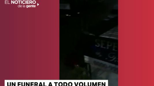 Un velorio con cumbia a todo volumen en Avellaneda