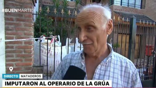 La casa partida: imputan al operario que manejaba la grúa