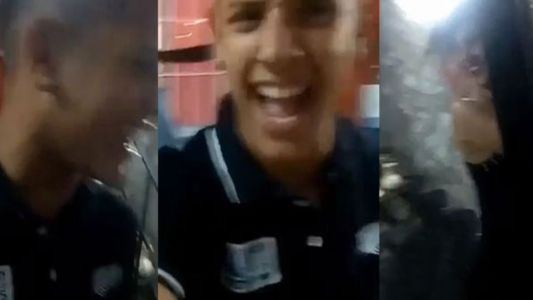Video polémico: una mujer ingresó a la policía y festejó con tiros al aire