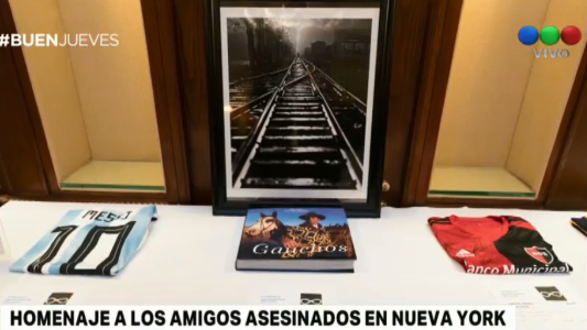 Homenaje a los amigos asesinados en Nueva York