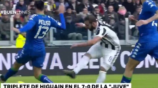 Triplete de Higuaín en en el 7-0 de la Juventus