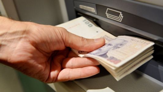 Cinco días sin bancos: reforzarán la carga de cajeros por el paro y Carnaval