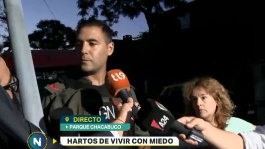 Vecinos de Parque Chacabuco, hartos de la inseguridad, salen a reclamar