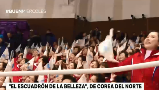 Animadoras de Corea del Norte arrasan en las redes sociales con sus increíbles bailes