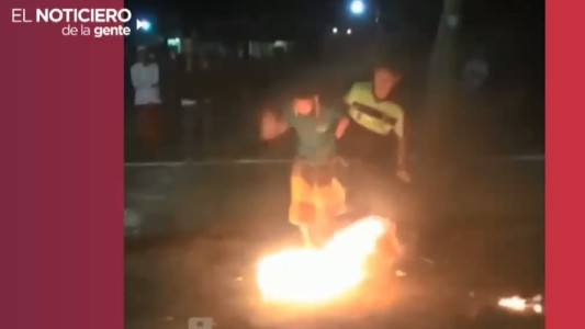 La pelota quema: fútbol con fuego