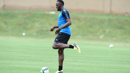 Bolt anunció su fichaje con un club de fútbol