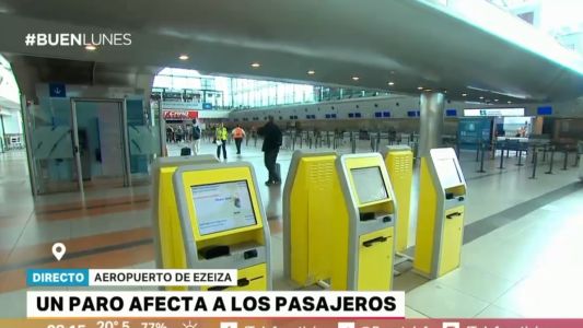 "Checkinazo" de trabajadores en el aeropuerto de Ezeiza