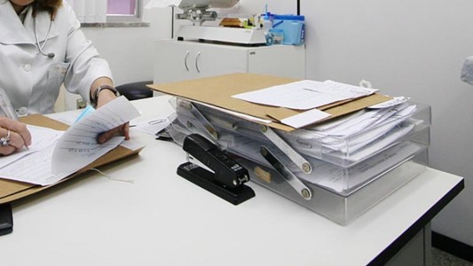 Una nena de cinco años murió después de que su pediatra rechazara atenderla por llegar tarde