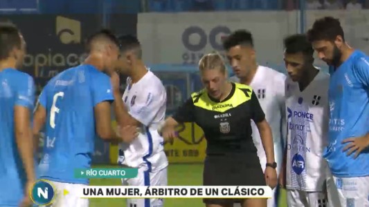 Una mujer, árbitro en un clásico