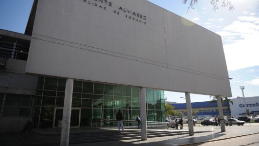 Rosario: una mujer hirió a su novio en el pene con un cuchillo de carnicero
