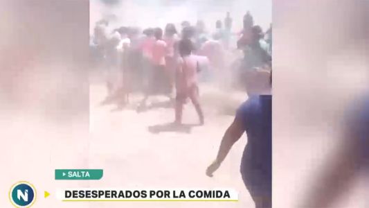 La desesperación en un pueblo salteño al que tiran comida desde un helicóptero