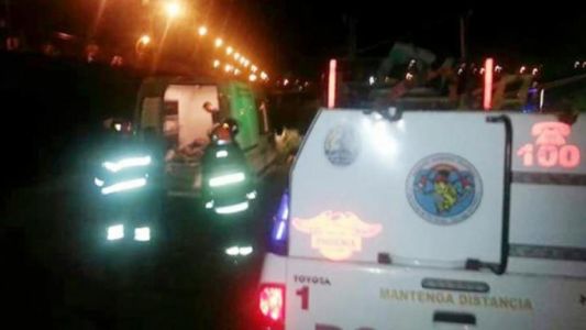 No aguantó la derrota de Boca y se tiró de un puente