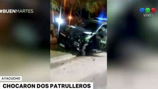 Dos policías resultaron heridos en un violento choque entre patrulleros