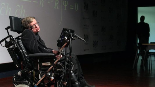 Stephen Hawking será enterrado en el mismo lugar que Isaac Newton y Charles Darwin