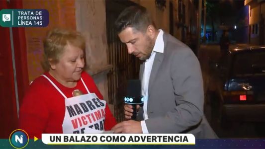 Balearon la sede de Madres Víctimas de Trata