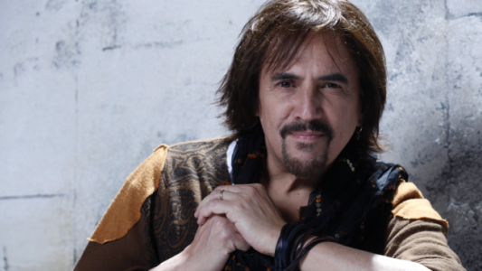 Alejandro Lerner se presenta en el acto por Malvinas en Ushuaia