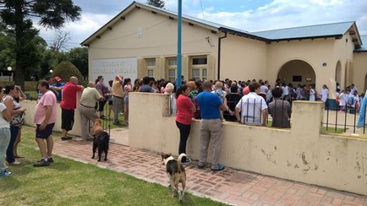 Un pueblo de General Villegas pide que no cierren una escuela primaria por baja matrícula