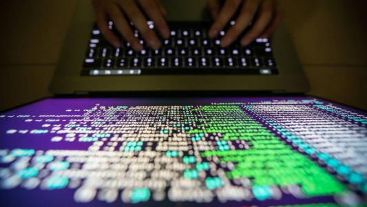 Atención inversores: estafa piramidal incursiona en las criptomonedas