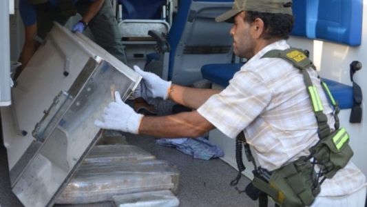 Encuentran 400 kilos de marihuana y una falsa paciente en la "narco ambulancia"
