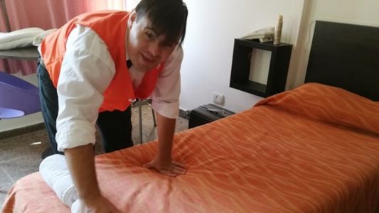 El primer hotel de Argentina atendido por jóvenes con síndrome de Down