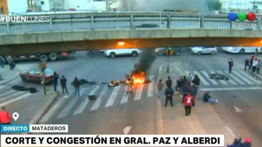 Compañeros del colectivero asesinado cortan Gral. Paz y Alberdi