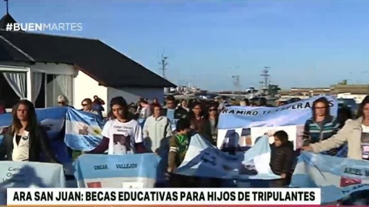 Otorgarán becas educativas a los hijos de los tripulantes del ARA San Juan