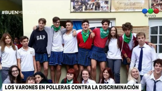 Los chicos que fueron en pollera al colegio para dar una lección contra el sexismo