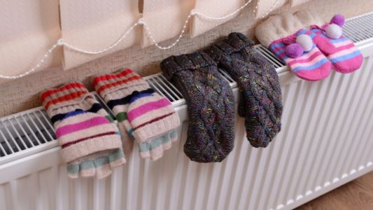 La ciencia afirma que secas la ropa dentro de casa trae problemas de salud