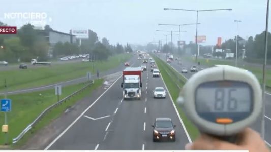 Excesos de camioneros: altas velocidades y en carriles indebidos