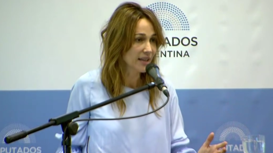 Verónica Lozano: "En la vida real, las mujeres interrumpimos embarazos"