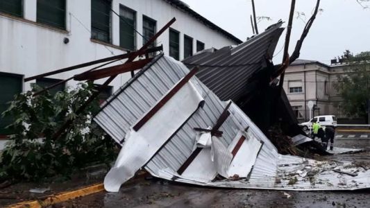 Los chicos de la escuela arrasada por el temporal estudiarán en la base militar de Palomar