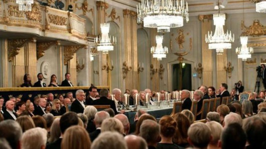 Tras el escándalo por abusos sexuales, cancelan el premio Nobel de Literatura