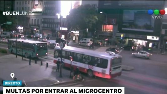 Comienzan a multar a los autos que ingresen sin permiso al microcentro
