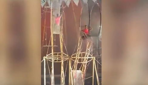 Fuertes imágenes: un acróbata colombiano cayó al vacío en pleno show y sobrevivió