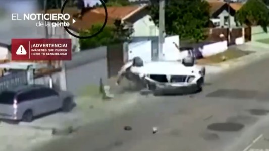 Un ladrón sin cinturón de seguridad: volcó y salió volando