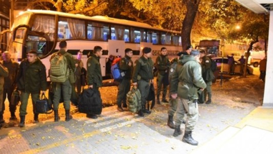 Bullrich presenta en Rosario la tropa de gendarmes que combatirá bandas de sicarios