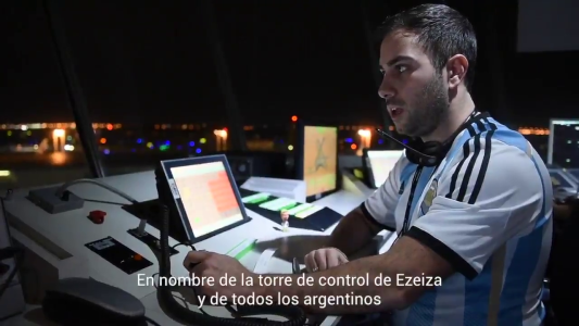 "¡Vamos Argentina!": el mensaje de la torre de control de Ezeiza para los jugadores de la Selección