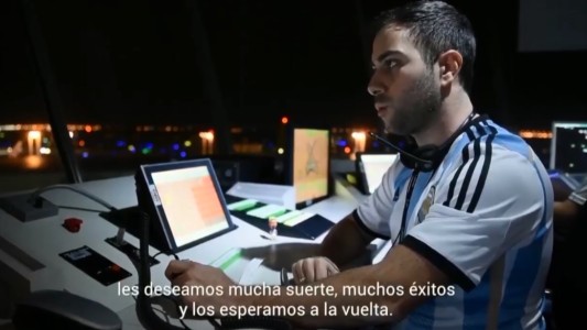 "¡Vamos Argentina!": mensaje de la torre de control al avión que llevó a la Selección