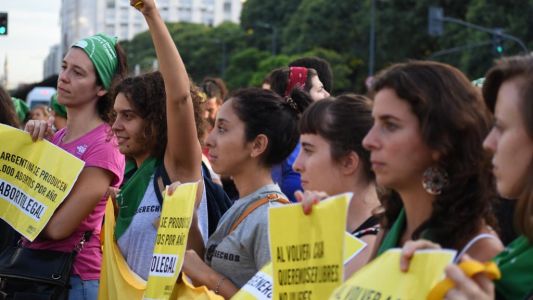 Se estima que hay 450 mil abortos por año en Argentina