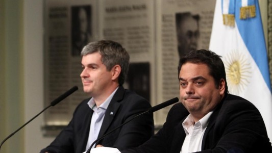 El medio aguinaldo pagará Ganancias, confirmó el ministro Jorge Triaca