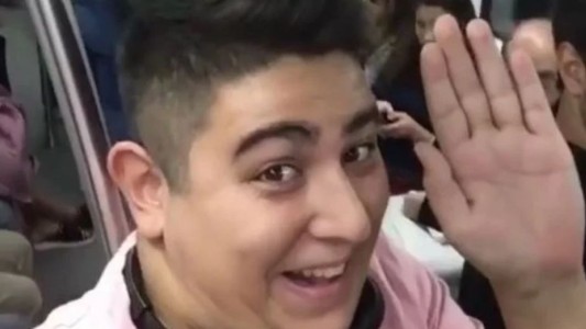 "Traeme la copa, Chapu": el divertido video del instagramer en su viaje hacia Rusia