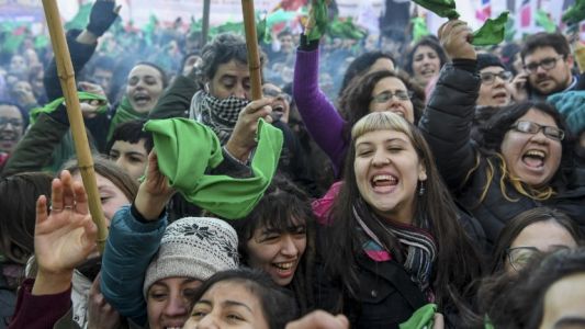 El aborto en primera persona: tres mujeres, tres historias