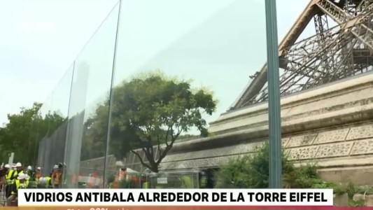 Blindan la Torre Eiffel