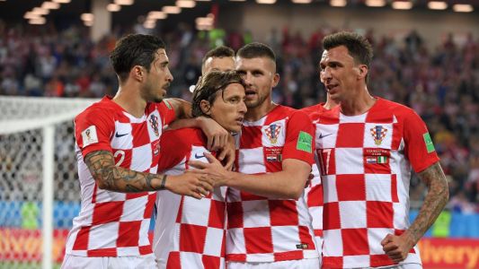 Croacia vence a Nigeria por 2 a 0