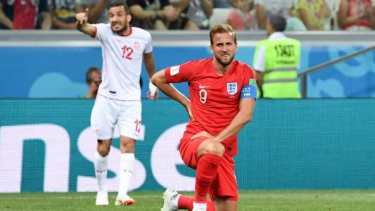 Agónica victoria de Inglaterra gracias al doblete de Kane