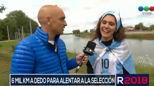 Locura mundial: hizo 6 mil kilómetros a dedo para alentar a la Selección