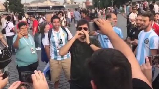 La piel de gallina: el himno en la Plaza Roja por Andrés Ciro