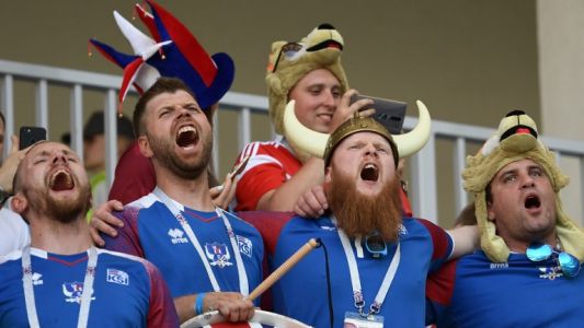 El duelo de Islandia y Nigeria en las tribunas