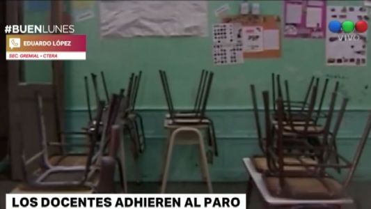 Los docentes adhieren al paro
